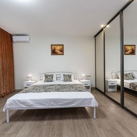 Apartments Riviera,20 Минут От Центра كييف المظهر الخارجي الصورة