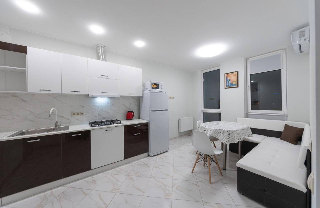 Apartments Riviera,20 Минут От Центра كييف المظهر الخارجي الصورة