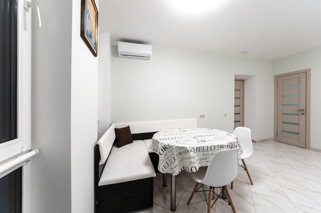 Apartments Riviera,20 Минут От Центра كييف المظهر الخارجي الصورة