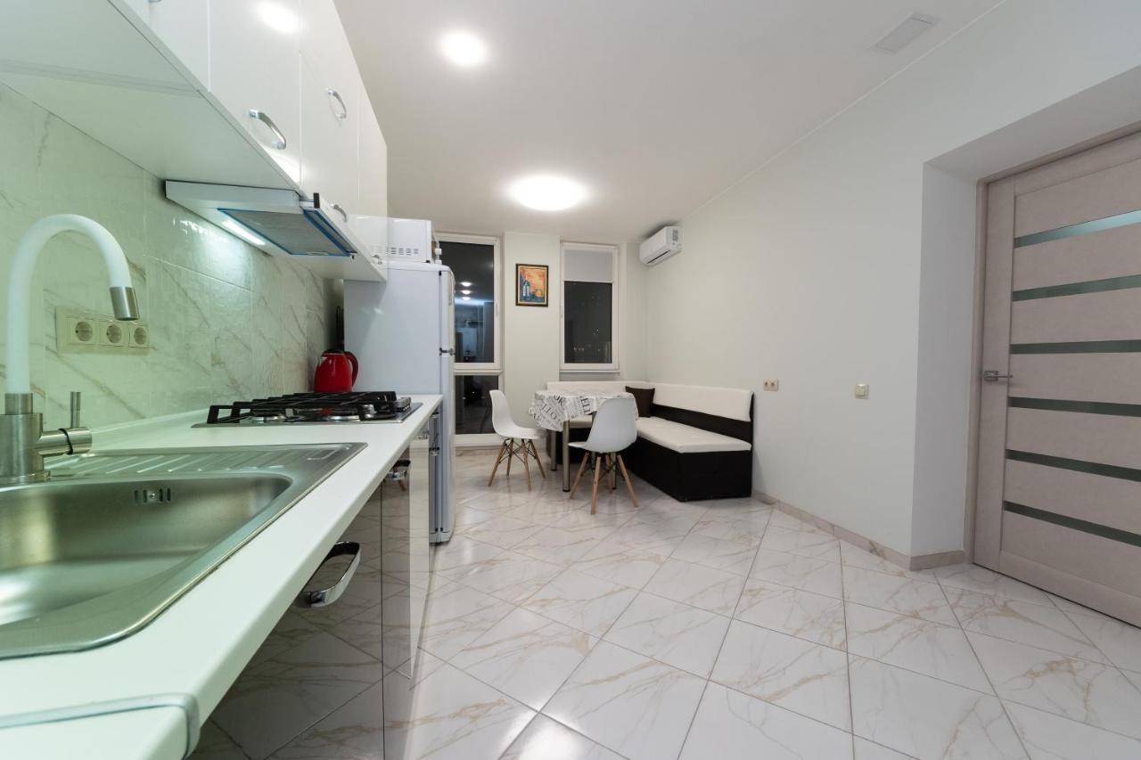 Apartments Riviera,20 Минут От Центра كييف المظهر الخارجي الصورة