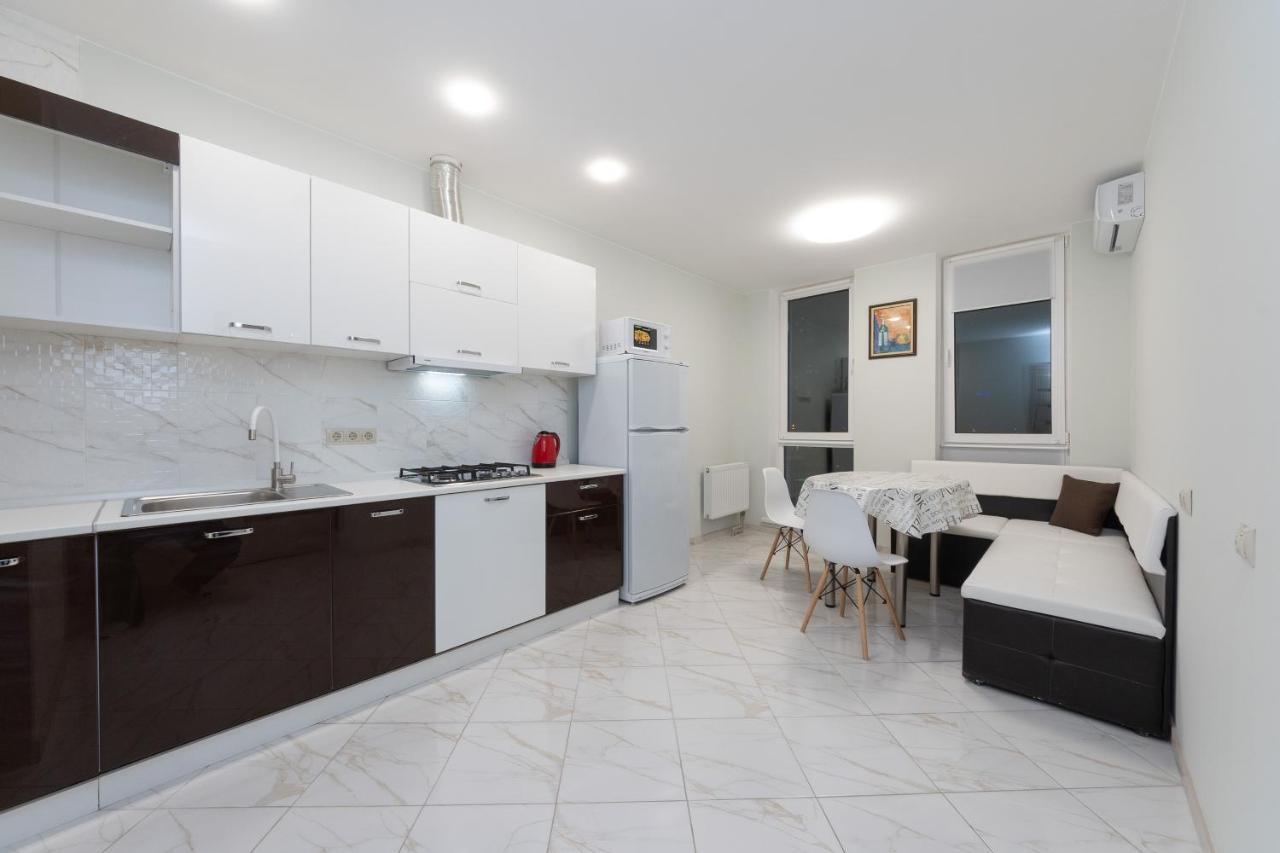 Apartments Riviera,20 Минут От Центра كييف المظهر الخارجي الصورة
